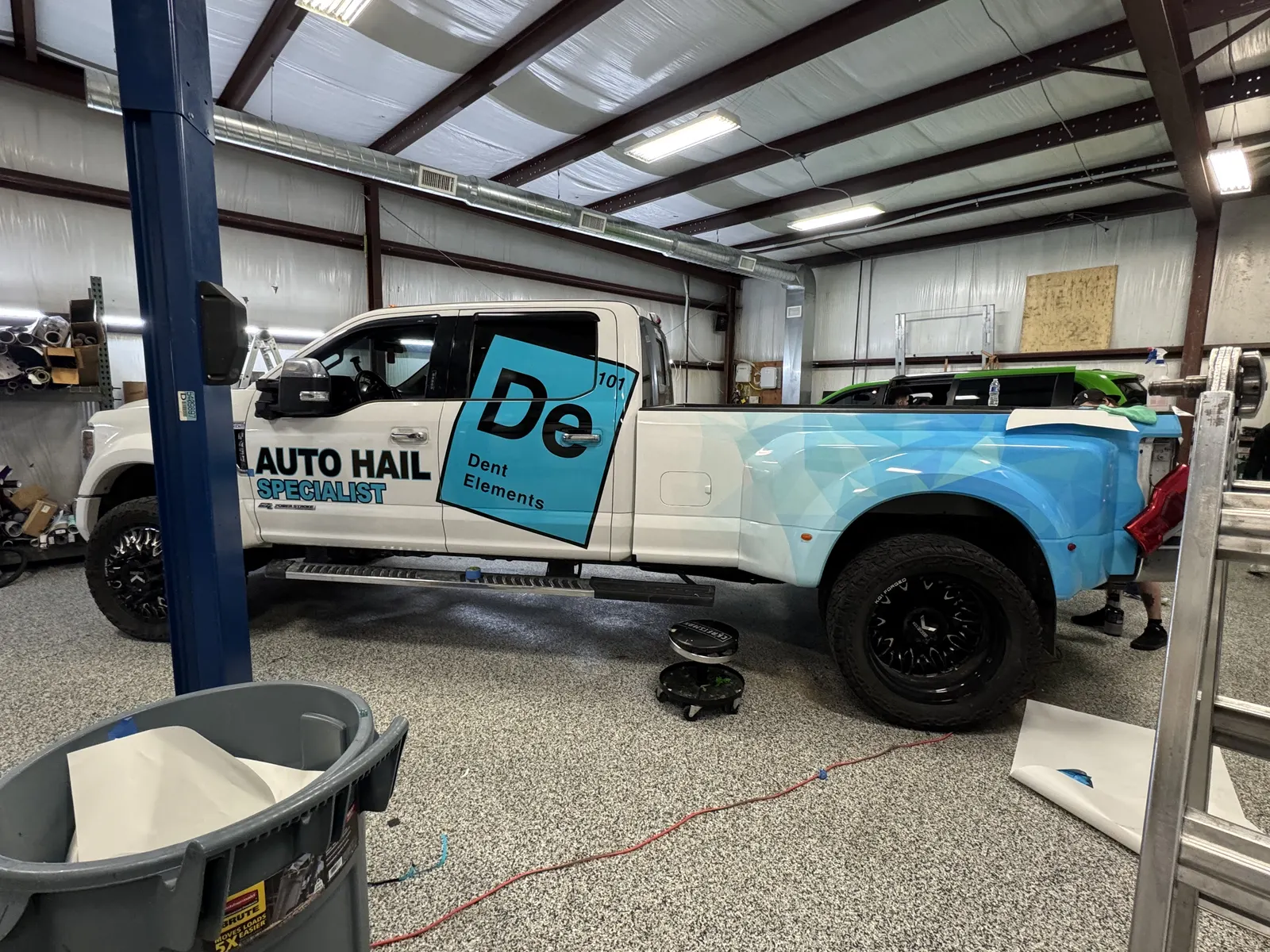 Dent Elements dually — Ford F-350