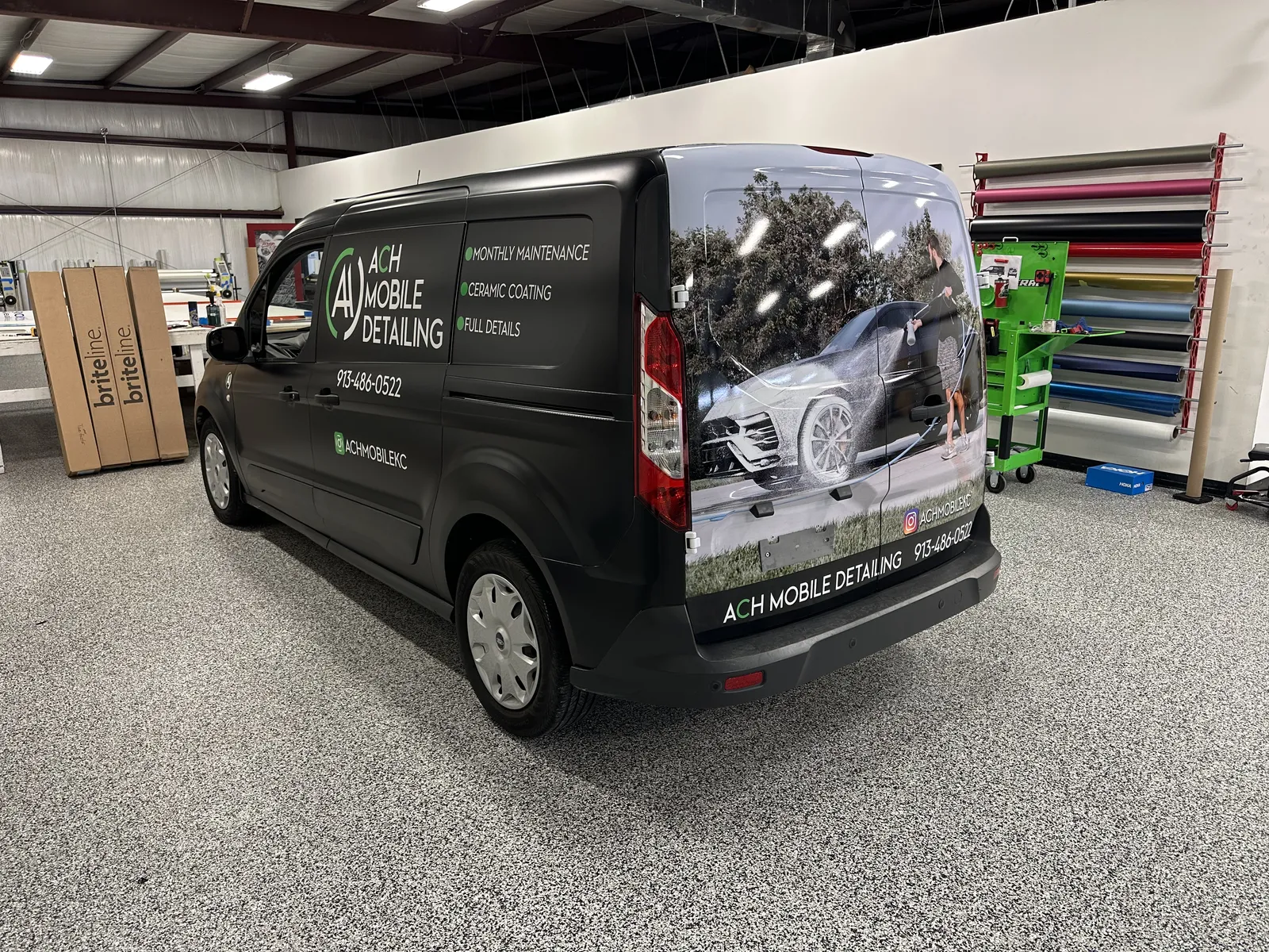 Printed graphics package — Mercedes Metris