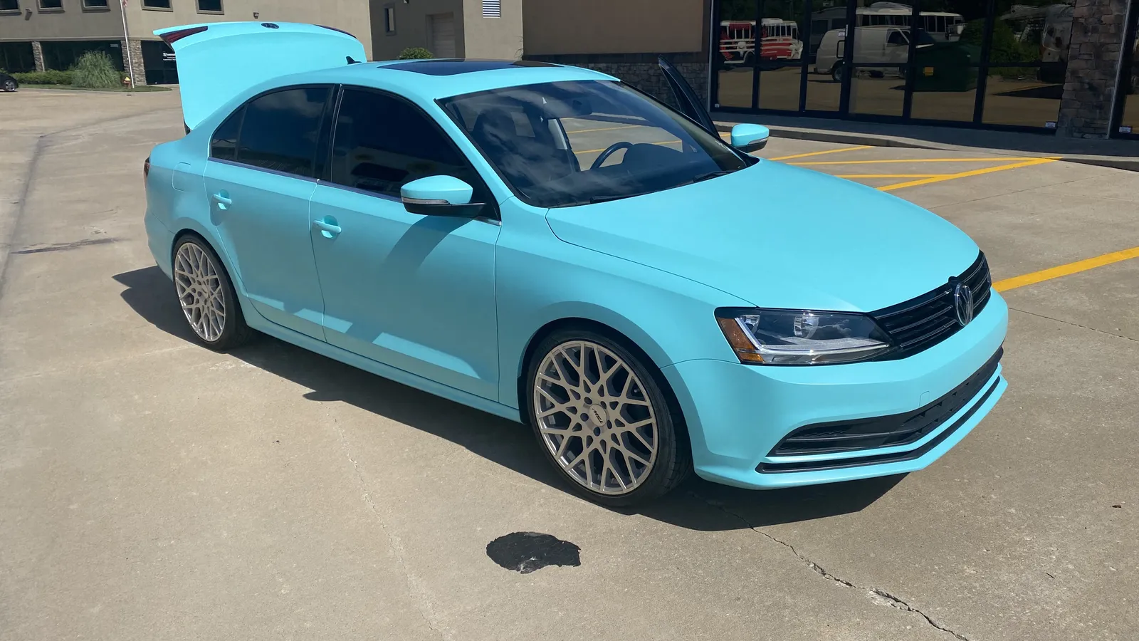 Gloss mint color change — Volkswagen Jetta